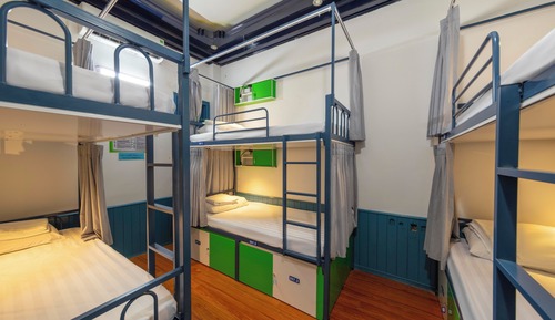 Female Dorm 6 Beds