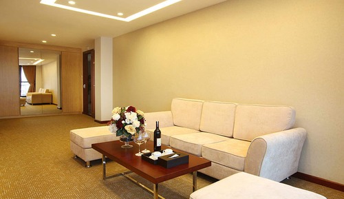 Junior Suite, 1 King Bed