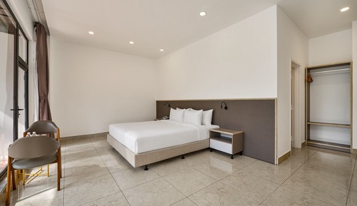 Premier Room, 1 Queen Bed