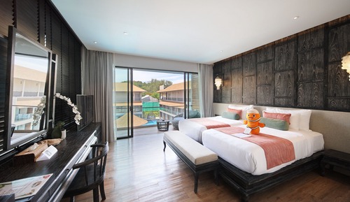 Family Suite Pool Access