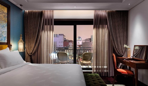 Grand Balcony Suite Room