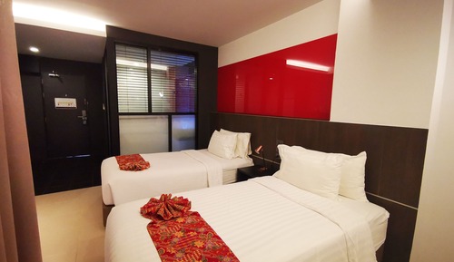 Standard Twin Room