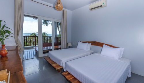 Deluxe Double Seaview