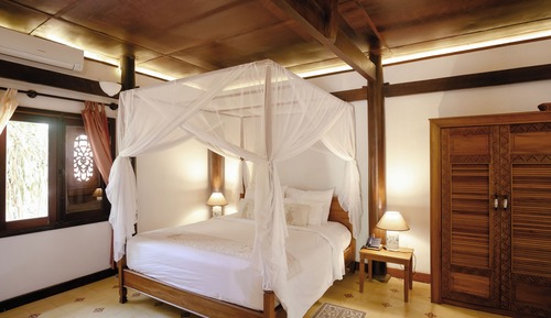Premier Garden Family Room