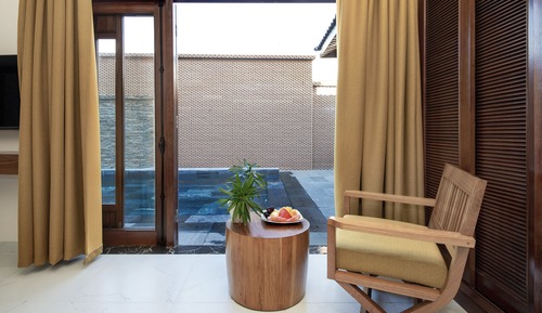 02 Bedroom Suite with private pool