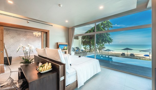 Villa, Beachfront