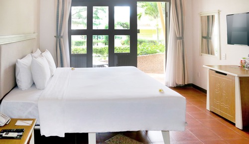 Family Double Room, Garden View