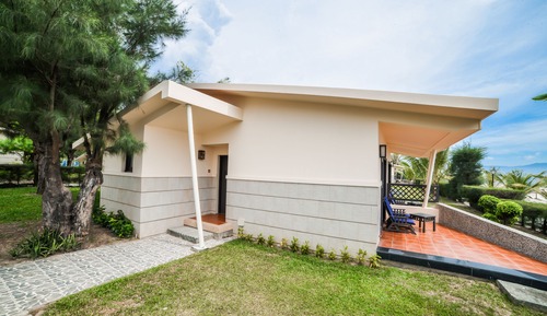 Bungalow Double Room with Terrace - Garden View