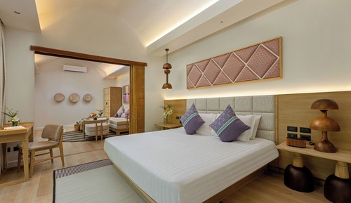 Hillside Family Villa with FREE THB 1,000 Net Resort Credit per night