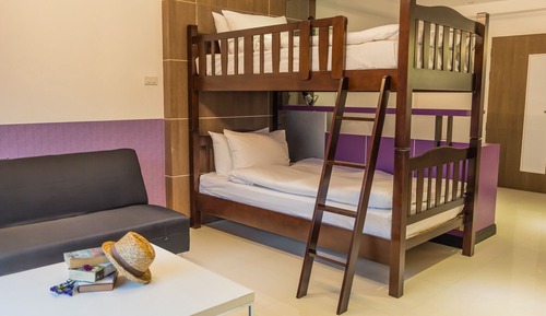 Family Suite, 1 Bedroom, Garden View