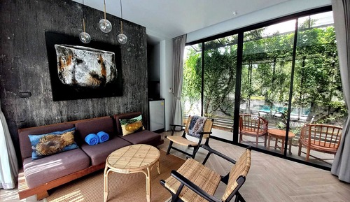 Honeymoon Room