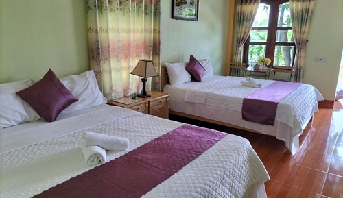 Deluxe Family Room
