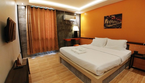 Superior Room with Private Bathroom