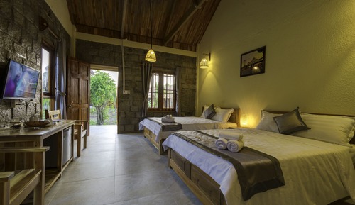 Family Cottage, Balcony