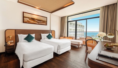 Premier Room, 2 Twin Beds, Balcony, Sea View