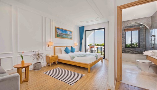 Signature Villa, Multiple Bedrooms, Pool View
