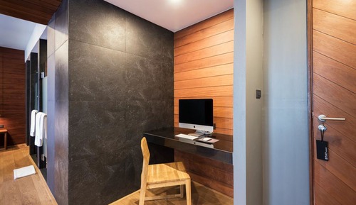 The Habita Prime