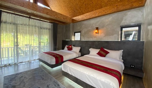 Family Triple Room, Balcony, River View