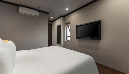 Executive Room with Partial Balcony