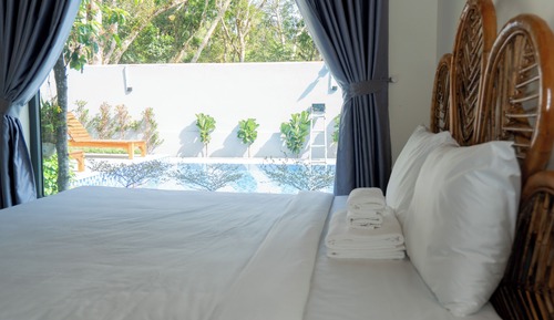 Signature Twin Room
