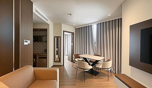 Luxury Apartment, 2 Bedrooms, Balcony, Garden View