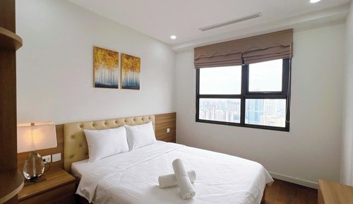 Luxury Apartment, 3 Bedrooms, Lake View