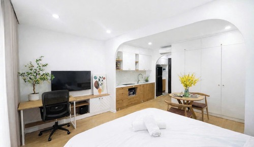 Luxury Studio, Balcony, City View