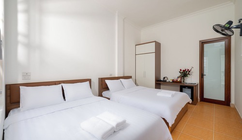 Family Quadruple Room, Balcony, Courtyard View