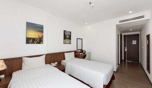 Deluxe Twin Room