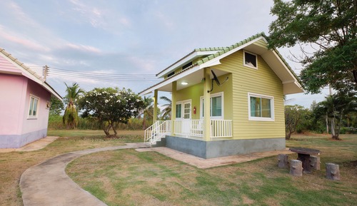 House, 2 Twin Beds, Patio, Garden View