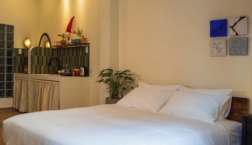 Junior Room