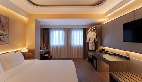Deluxe Double Room, City View