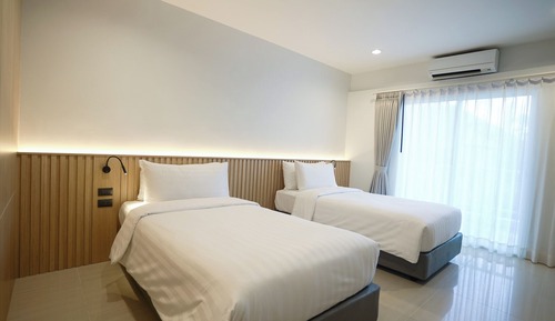 Superior Twin Room