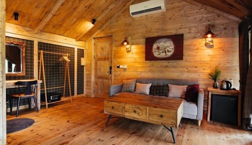 Deluxe Double Room, Courtyard View