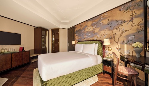 Deluxe Room, 1 Queen Bed