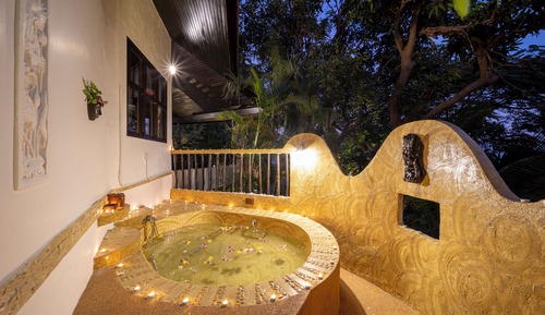 Deluxe Cottage, Balcony, Partial Sea View