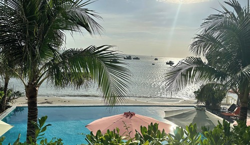 Deluxe Double Room, 2 Queen Beds, Beachfront