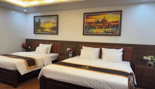 Family Triple Room, City View