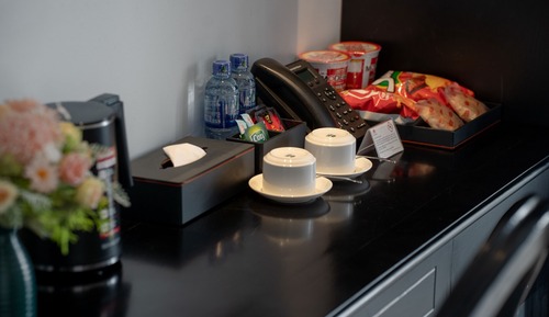 Deluxe Double Room, Balcony, City View Low Floor