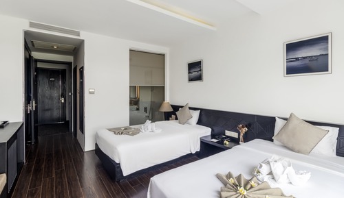 Premier Twin Room