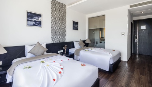 Superior Twin Room