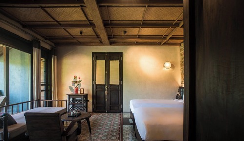 Mountain Verandah Chamber