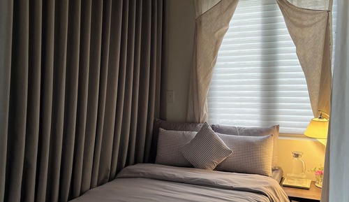 Deluxe Double Room Single Use (Clara)