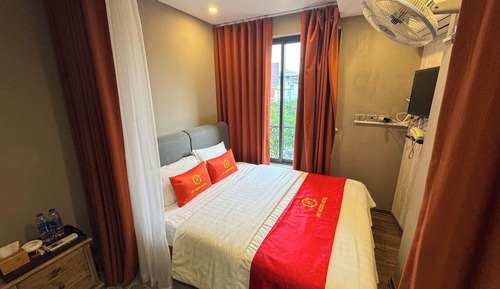 Superior Double Room, City View