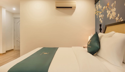 Deluxe Double Room, City View