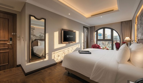 Executive Suite City View
