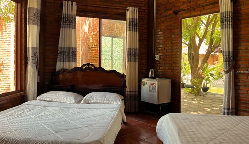 Bungalow, 2 Queen Beds, Non Smoking, Garden View