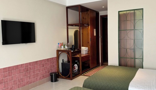 Family Quadruple Room, Balcony, City View