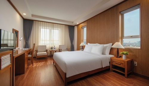 Deluxe Room, City View