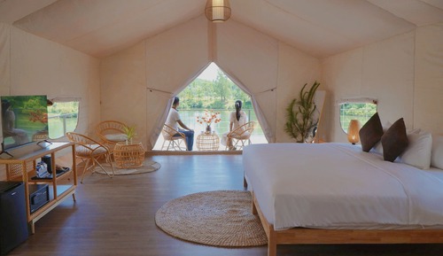 Tent, 1 King Bed